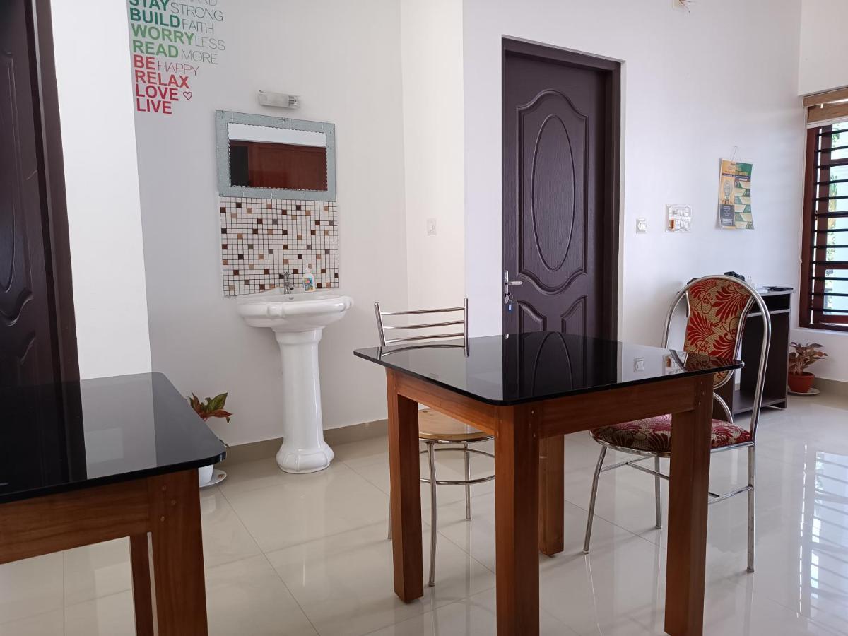 Prakriti Homestay Fortkochi Air Conditioned Rooms Exterior photo